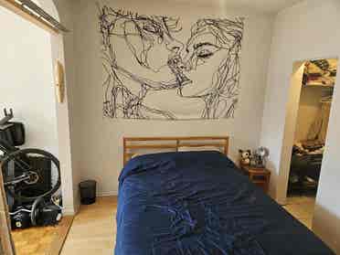 Room Available right now (summer)