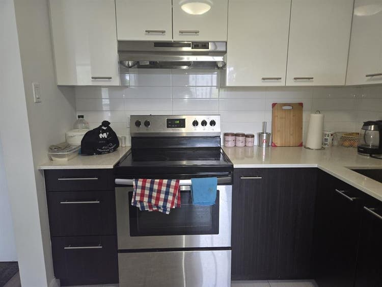 Bath apt for sub lease