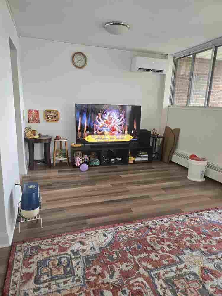 Bath apt for sub lease