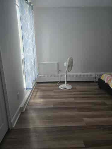 Bath apt for sub lease