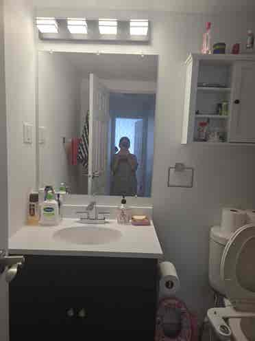 Bath apt for sub lease
