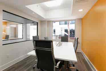 SHARED Room Summer Sublease, /mo