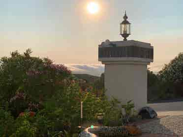 Luxury in Nature. Views. Arts.