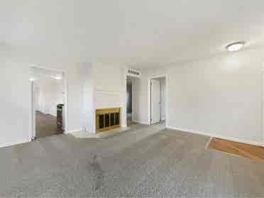 3 bedroom house with 1 bedroom for