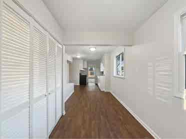 3 bedroom house with 1 bedroom for