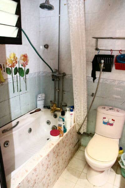 Stay at Tiong Bahru mrt station