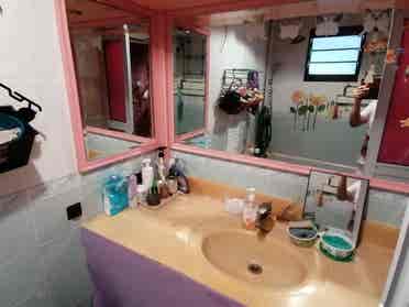 Stay at Tiong Bahru mrt station
