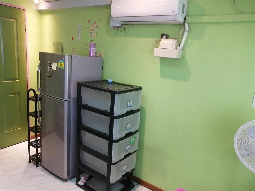 Stay at Tiong Bahru mrt station