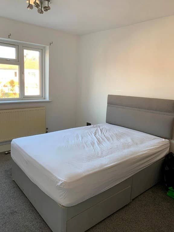Hounslow East-London--Two bed Flat