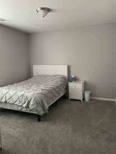Rooms Available in Humble