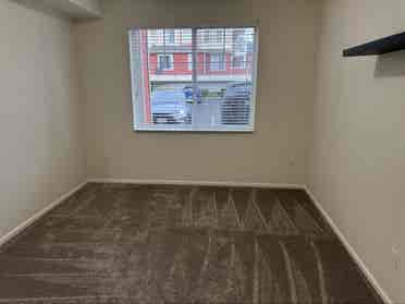 Private Room with shared kitchen