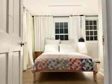 Furnished Option Apartment Newton