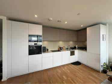Spacious, modern double bed