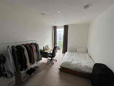 Spacious, modern double bed