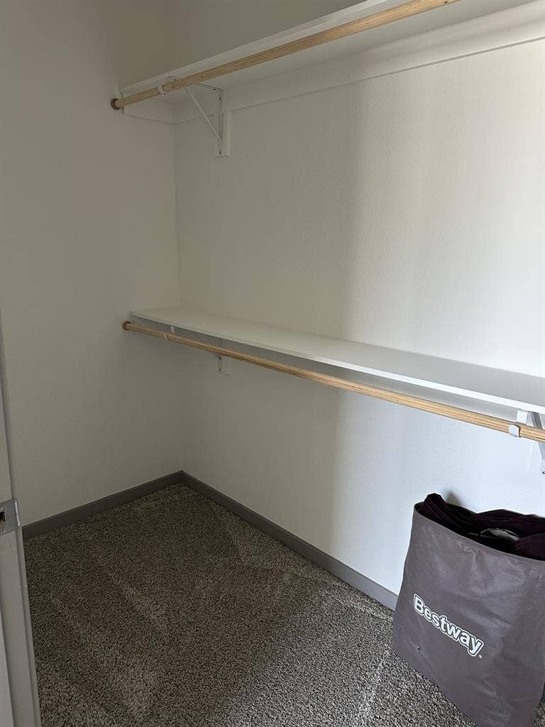 Room for rent in north side