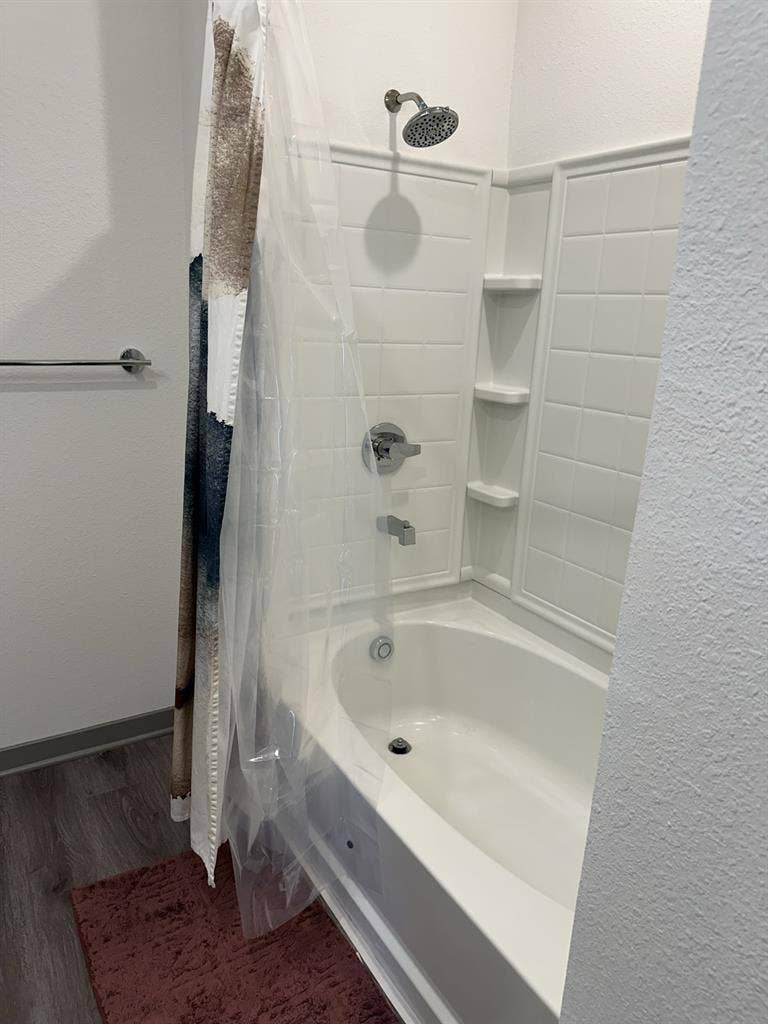 Room for rent in north side