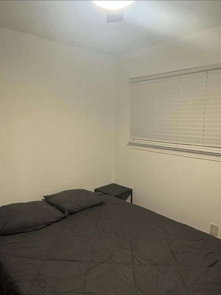Small furnished room w/ shared bath