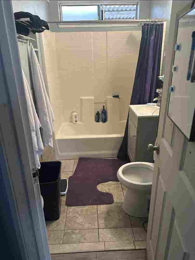 Small furnished room w/ shared bath