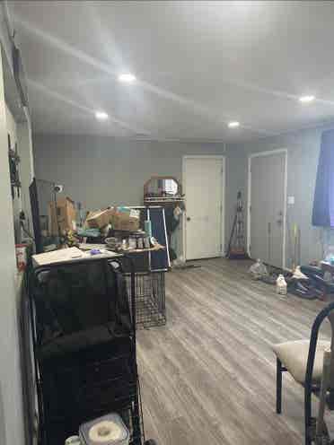 Small furnished room w/ shared bath
