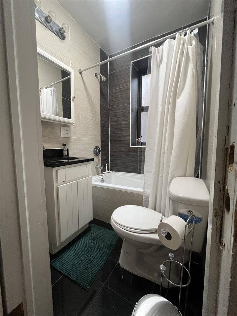 Looking for female roommate in WB!