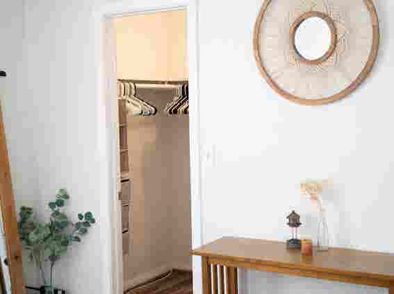 Furnished 1 BR Condo-All Incl.