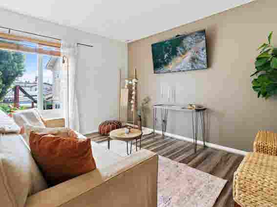 Furnished 1 BR Condo-All Incl.