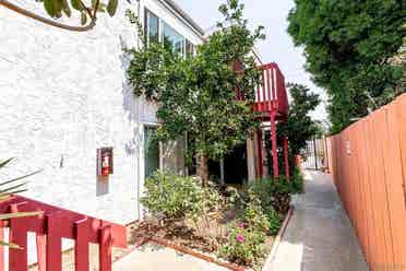 Furnished BA Unit-All Incl.