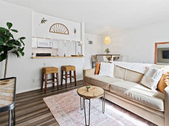 Furnished BA Unit-All Incl.