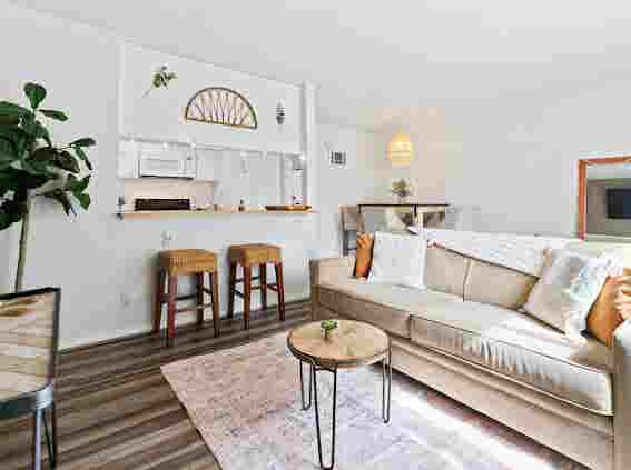 Furnished 1 BR Condo-All Incl.