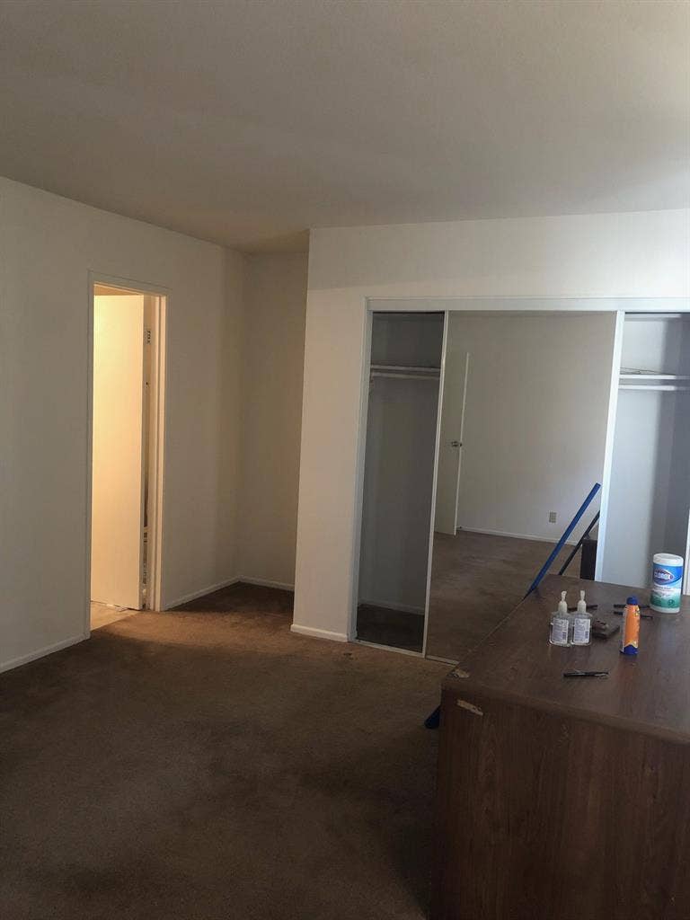 Large room available august !