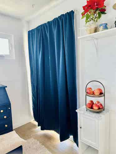Guest room for rent available now