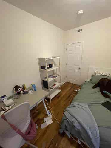 Furnished bedroom off Southport