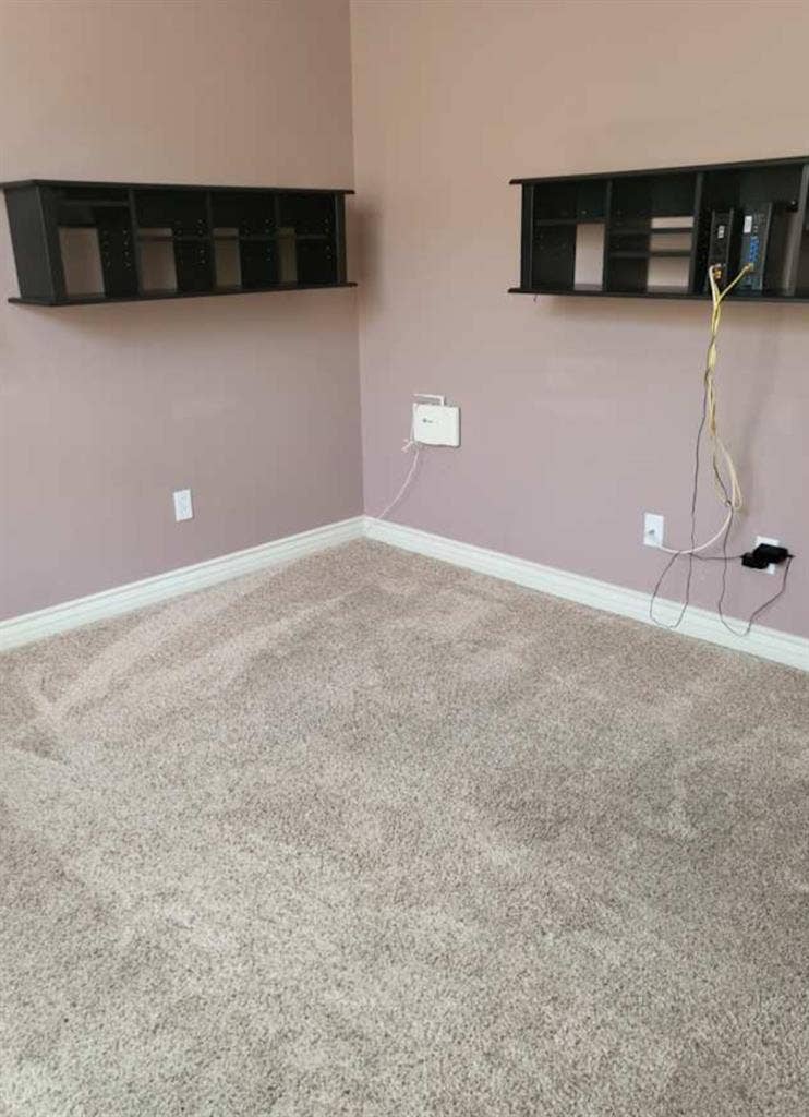 1 room with bathroom