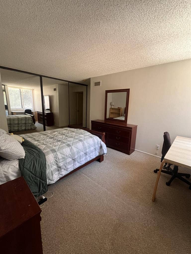 Private Furnished Bedroom/Bathroom