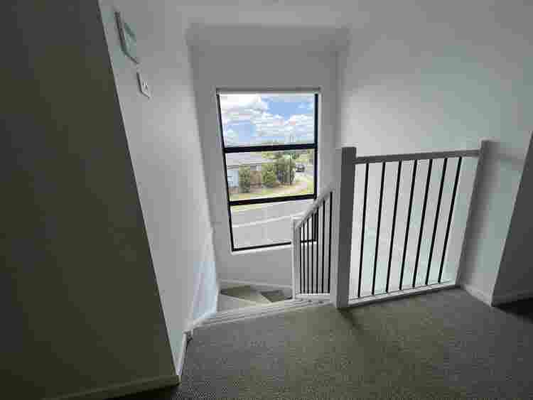Brand new 2 rooms available to rent