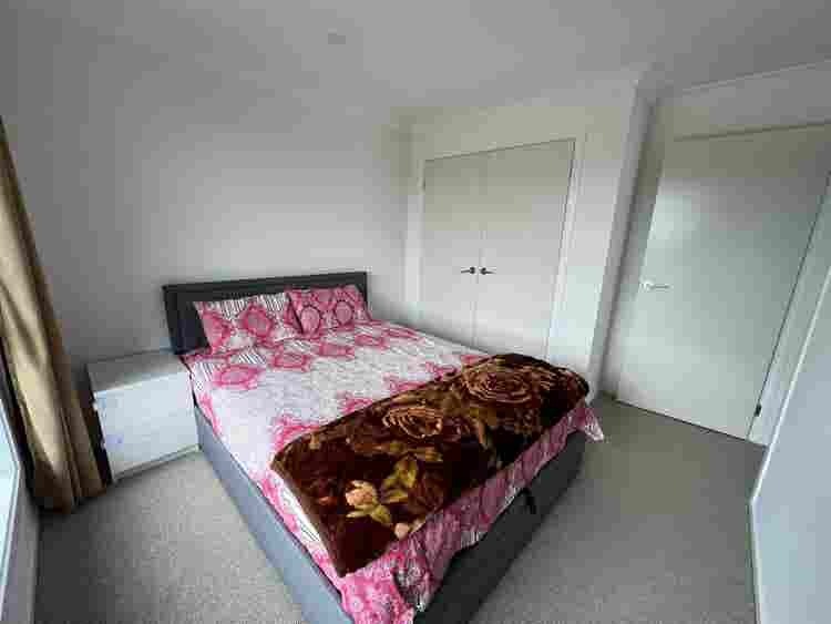 Brand new 2 rooms available to rent