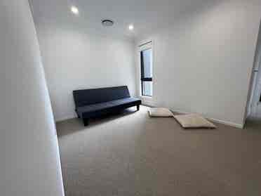 Brand new 2 rooms available to rent