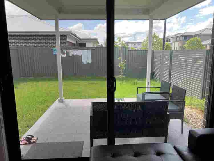 Brand new 2 rooms available to rent