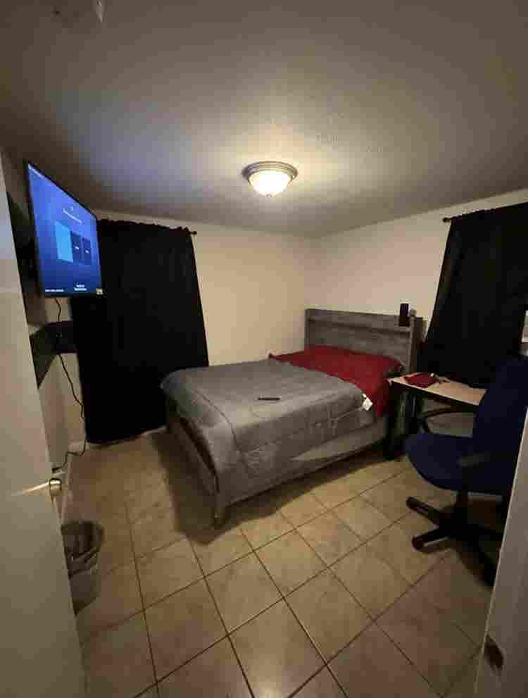 Weekly room rental starting $