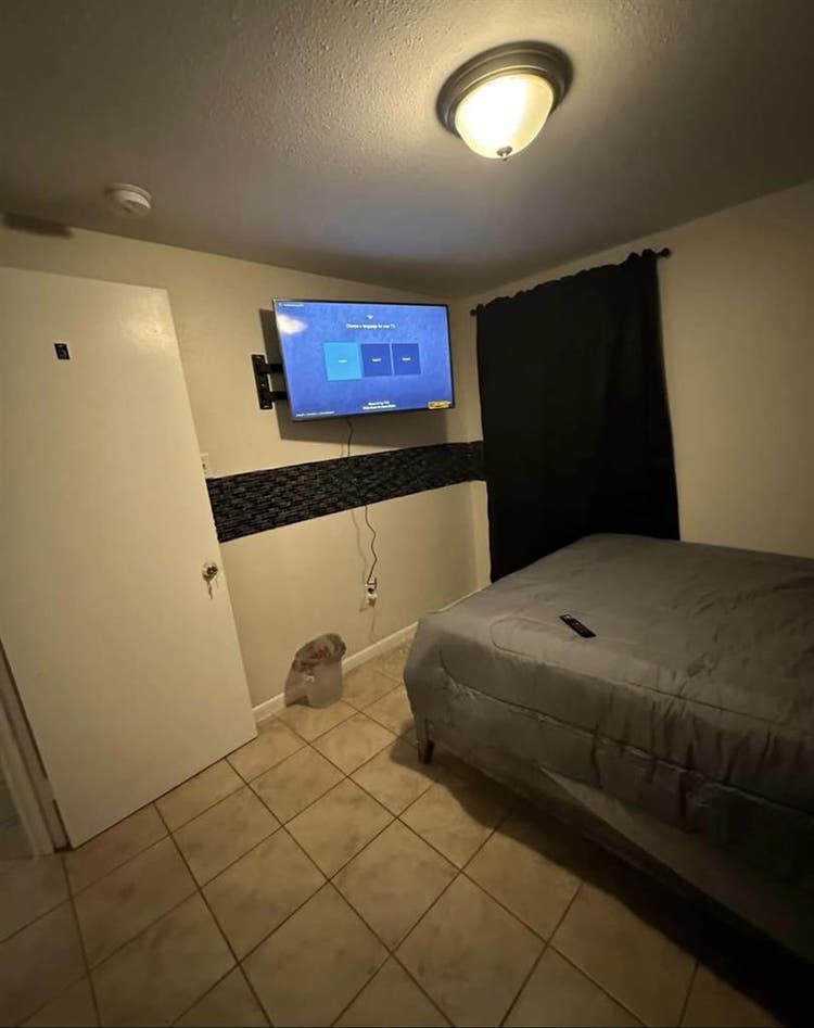 Weekly room rental starting $