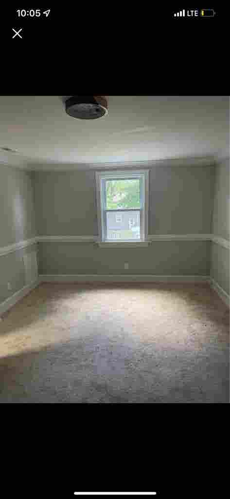 Large bedroom for rent