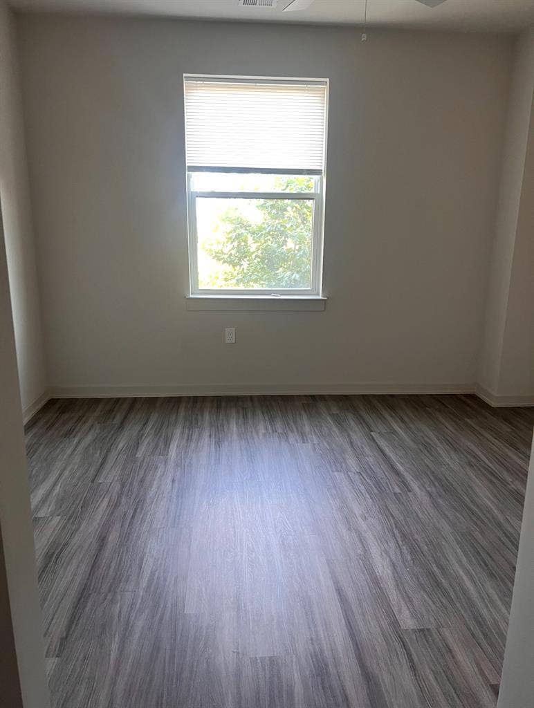 One bedroom with bathroom included