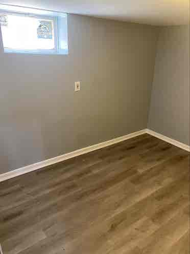 Looking for quiet Roomate