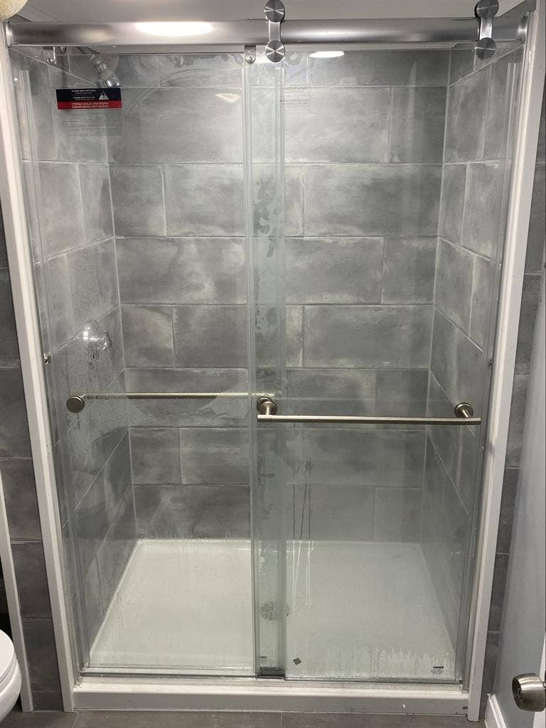 Looking for quiet Roomate