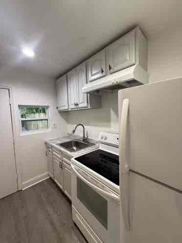 Studio – $/mo – Carrollwood