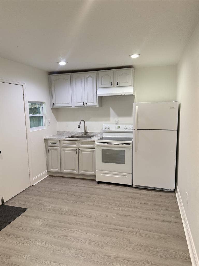 Studio – $/mo – Carrollwood