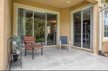 Roomates wanted Shared Condominium
