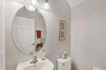 Roomates wanted Shared Condominium