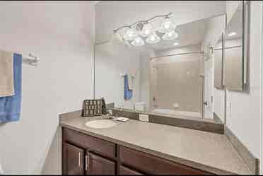 Roomates wanted Shared Condominium