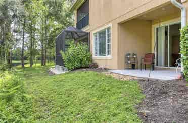 Roomates wanted Shared Condominium